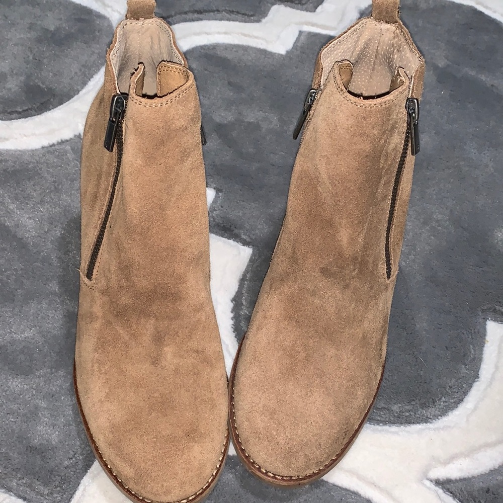 Lucky brand suede booties